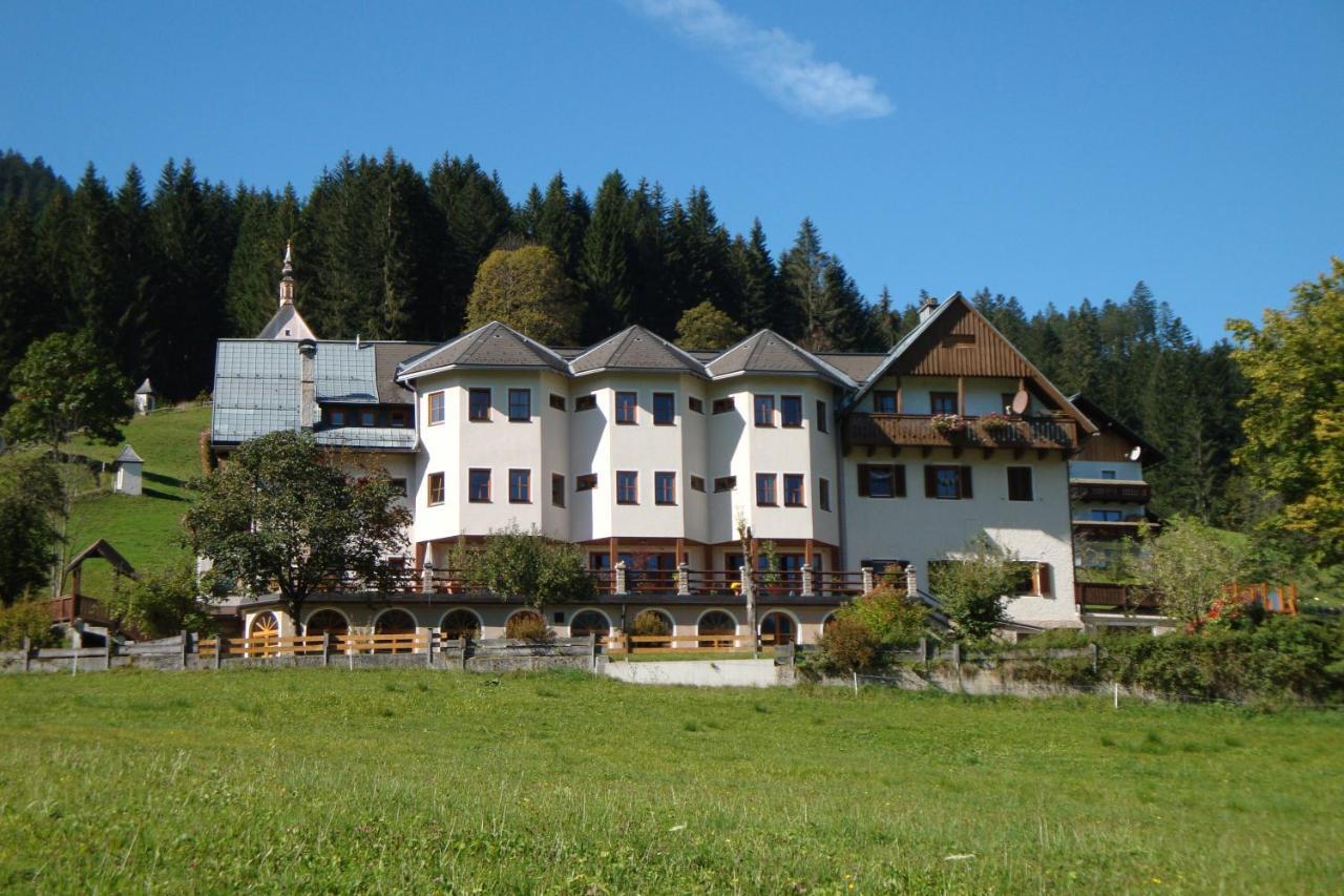 Haus Der Begegnung Hotell Gosau Exteriör bild